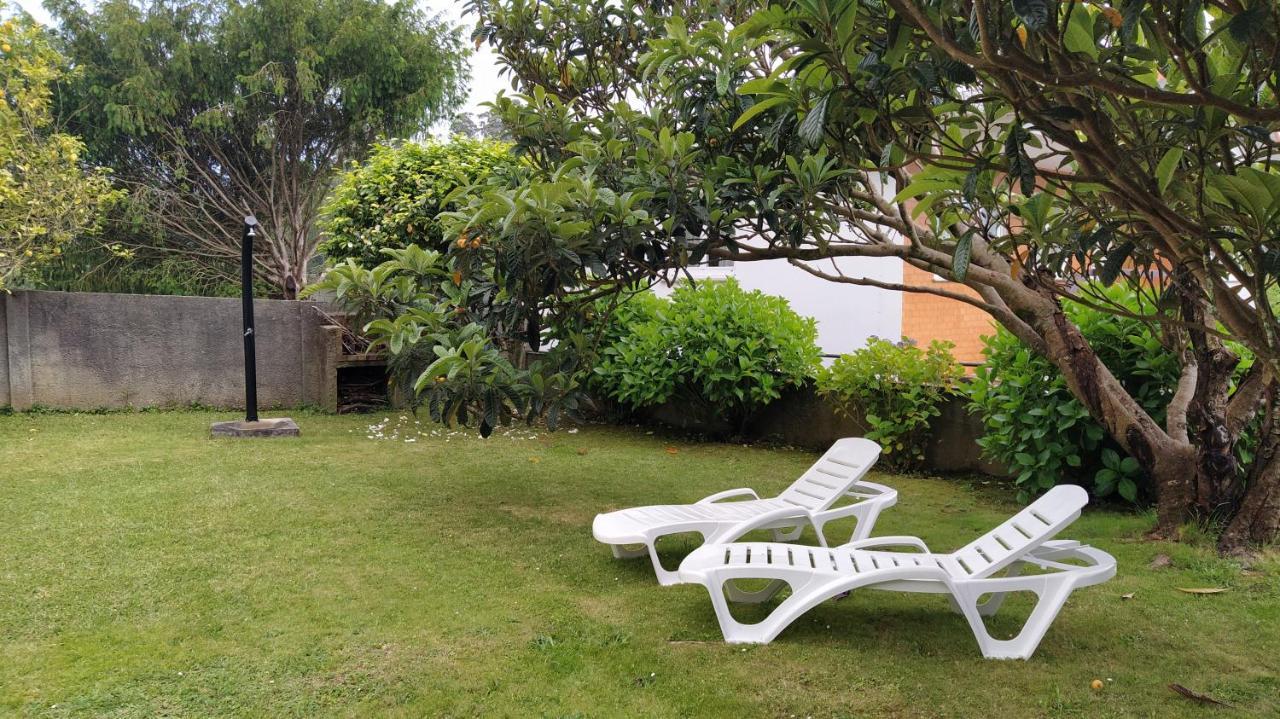 Vila Casa Con Jardin En La Playa De Almieiras Fene Exteriér fotografie