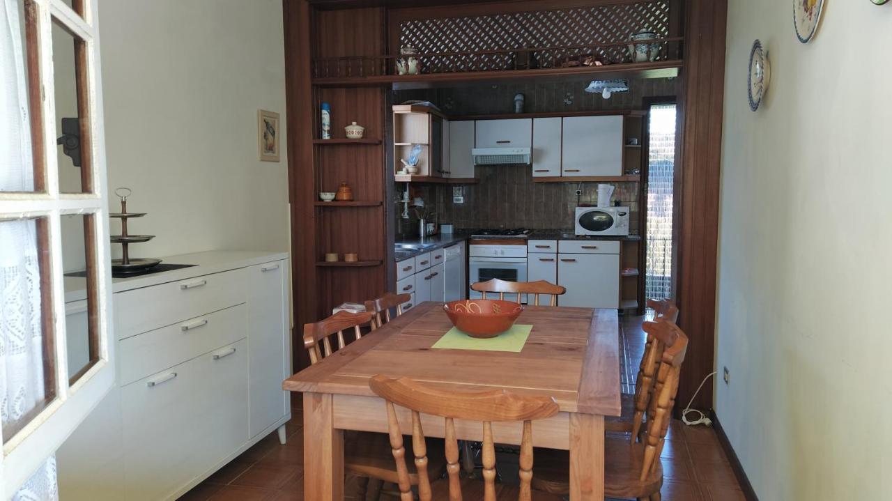 Vila Casa Con Jardin En La Playa De Almieiras Fene Exteriér fotografie